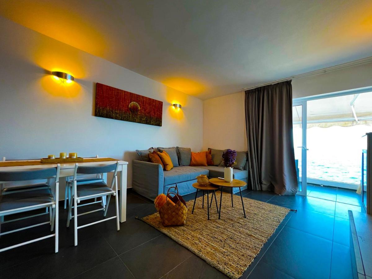 At The Ocean'S Edge Apartment กาเยาซัลวาเค ภายนอก รูปภาพ